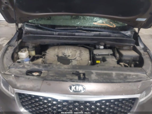 Kia Sedona Lx