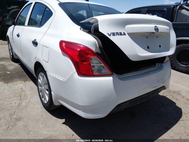 Nissan Versa 1.6 S