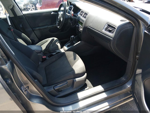 Volkswagen Jetta 2.0l S