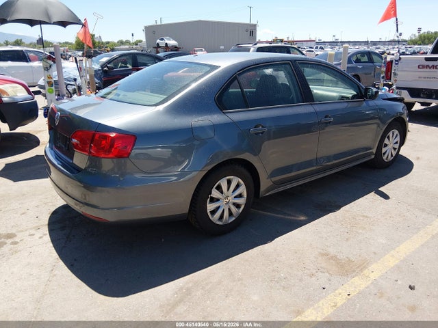 Volkswagen Jetta 2.0l S