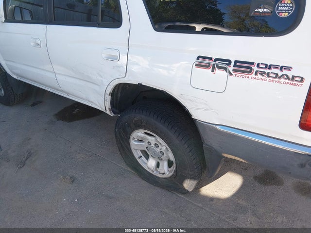 Toyota 4Runner Sr5