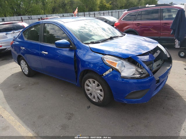 Salvage Nissan Versa Image