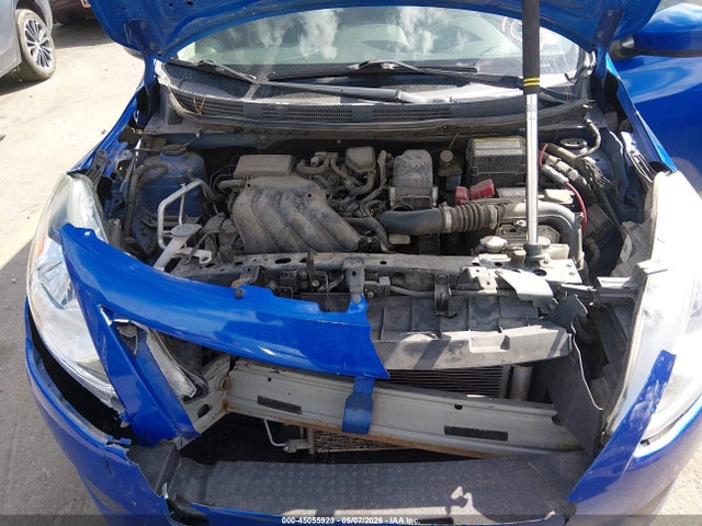 Nissan Versa