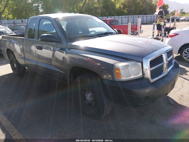 Salvage Dodge Dakota Image