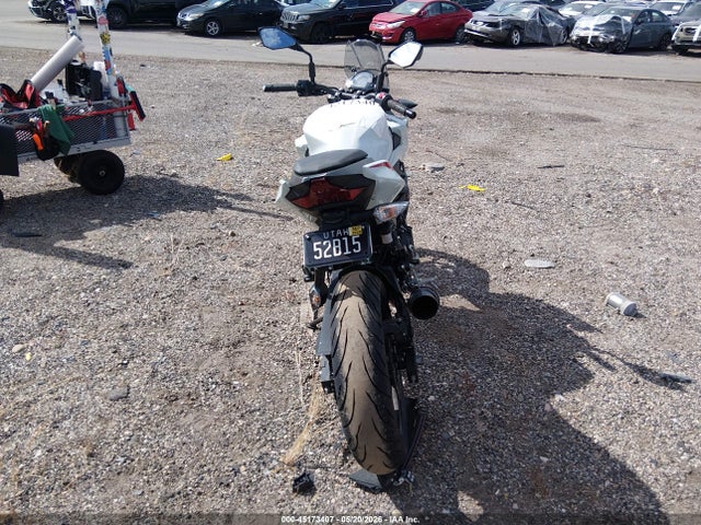 Kawasaki Er400 D