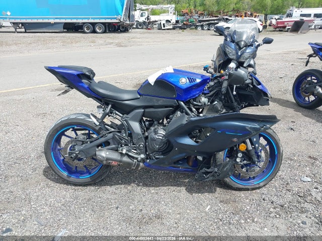 Yamaha Yzfr7