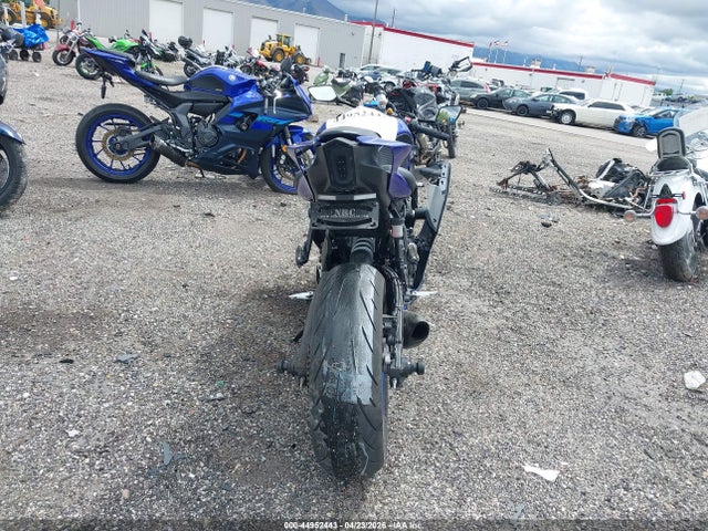 Yamaha Yzfr7