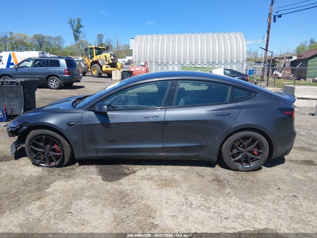Tesla Model 3 Performance All-wheel Drive