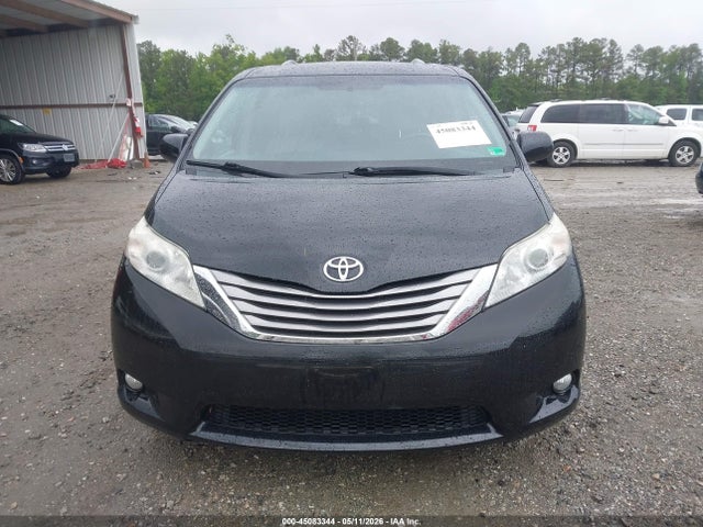 Toyota Sienna Xle Premium 7 Passenger
