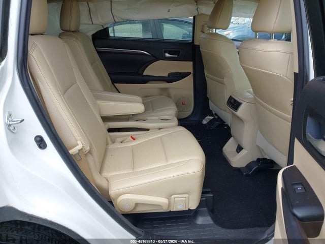 Toyota Highlander Limited V6