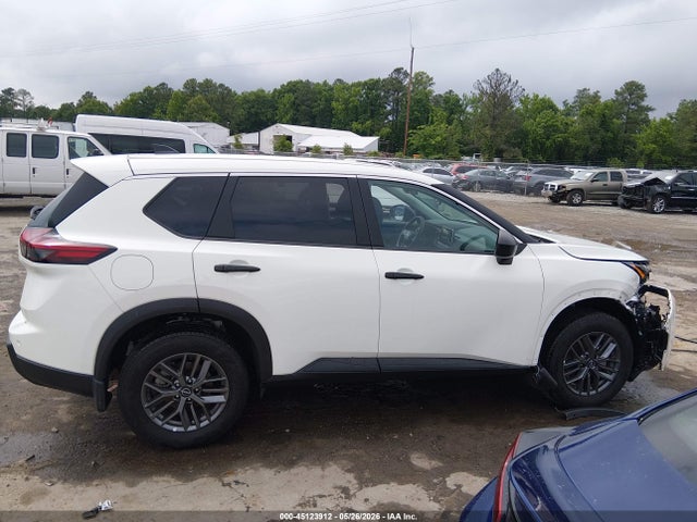 Nissan Rogue S Intelligent Awd