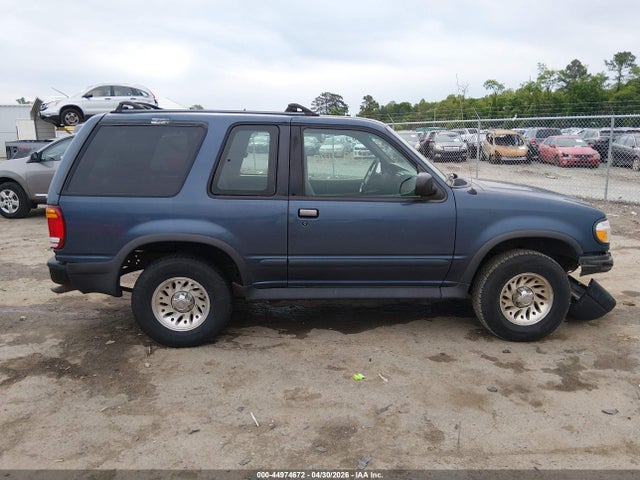 Ford Explorer Sport