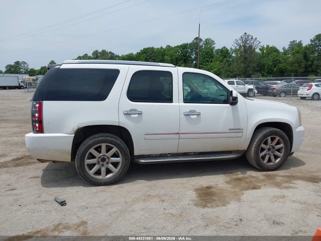 GMC Yukon Denali