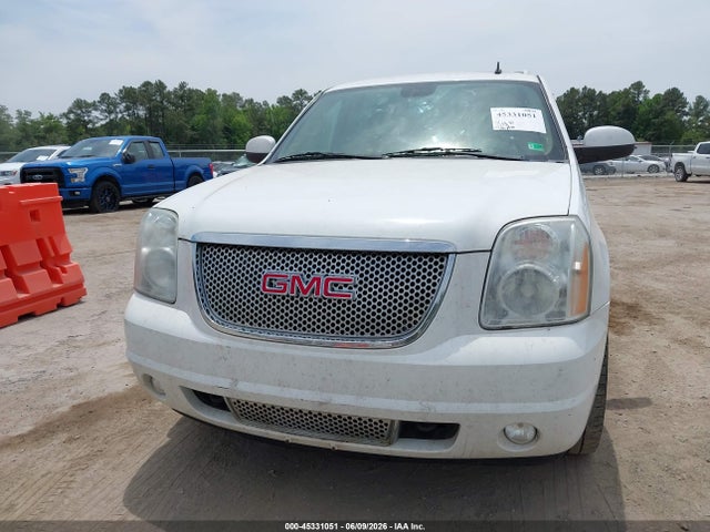 GMC Yukon Denali