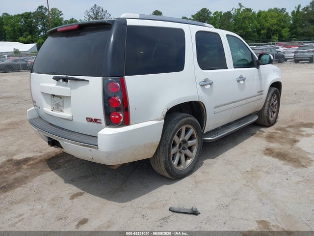 GMC Yukon Denali