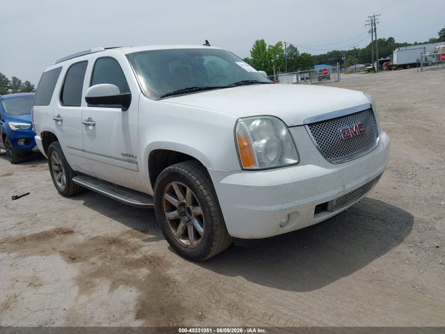 Salvage GMC Yukon Image