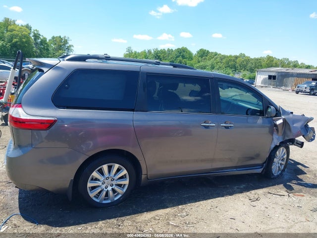 Toyota Sienna Xle Premium 7 Passenger