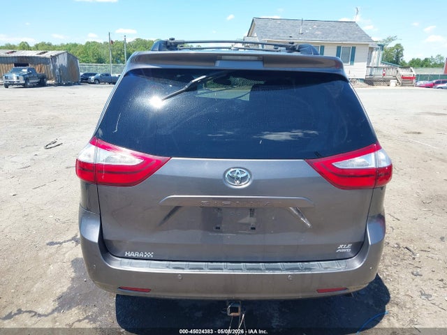 Toyota Sienna Xle Premium 7 Passenger