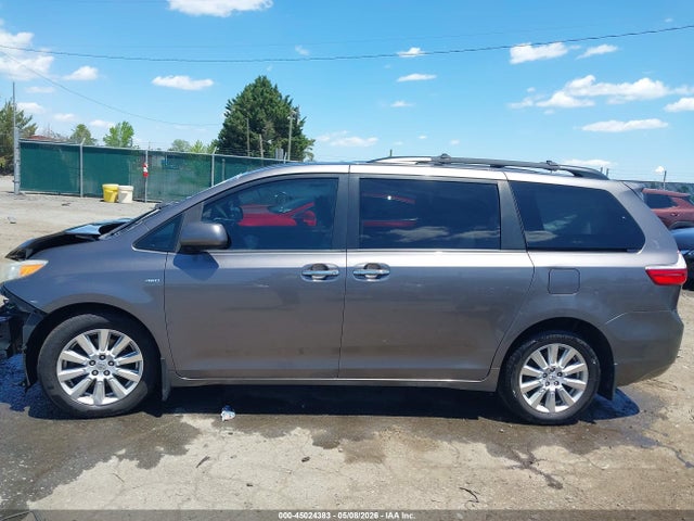 Toyota Sienna Xle Premium 7 Passenger