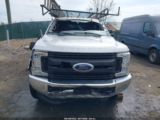 Ford F-250 Xl
