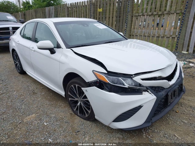 Salvage Toyota Camry Image