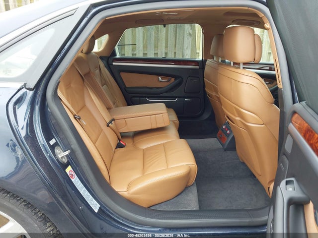 Audi A8 4.2