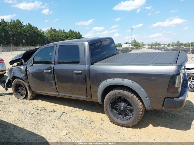 Ram 1500 Tradesman  4x4 5'7 Box