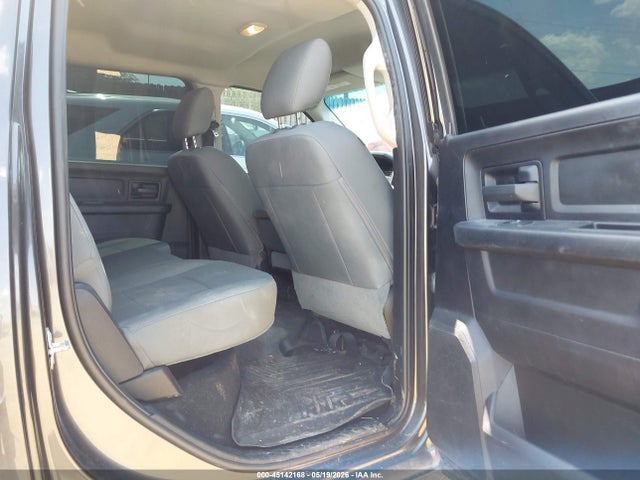 Ram 1500 Tradesman  4x4 5'7 Box