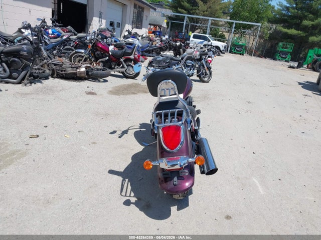 Suzuki Vl800
