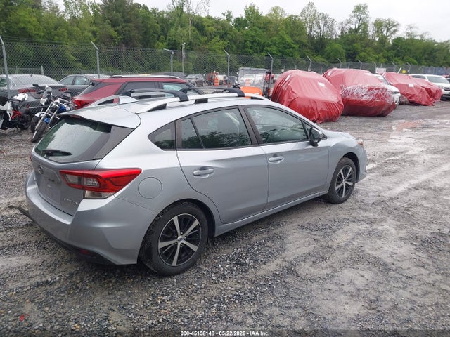 Subaru Impreza Premium 5-door