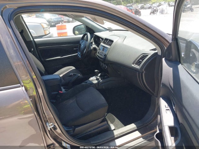 Mitsubishi Outlander 2.0 Le