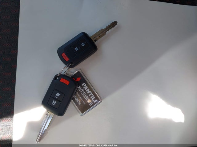 Mitsubishi Outlander 2.0 Le