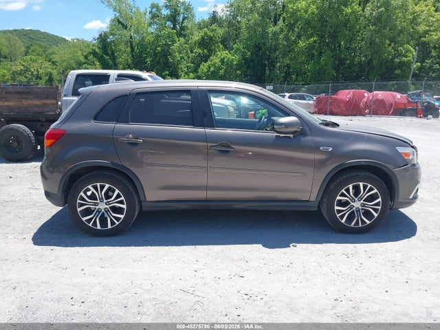 Mitsubishi Outlander 2.0 Le