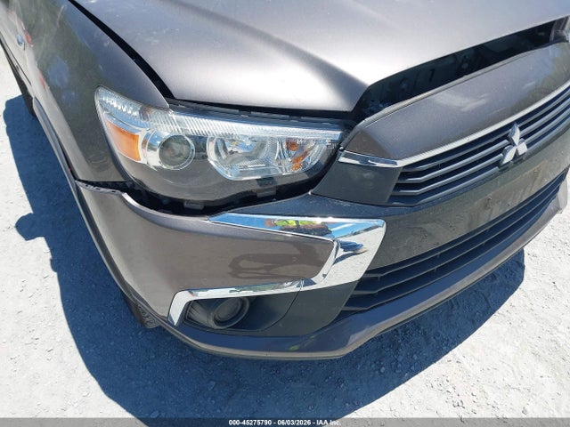 Mitsubishi Outlander 2.0 Le