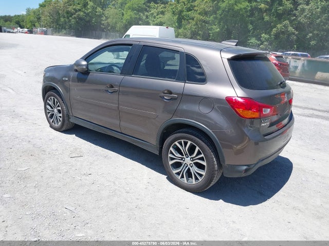 Mitsubishi Outlander 2.0 Le
