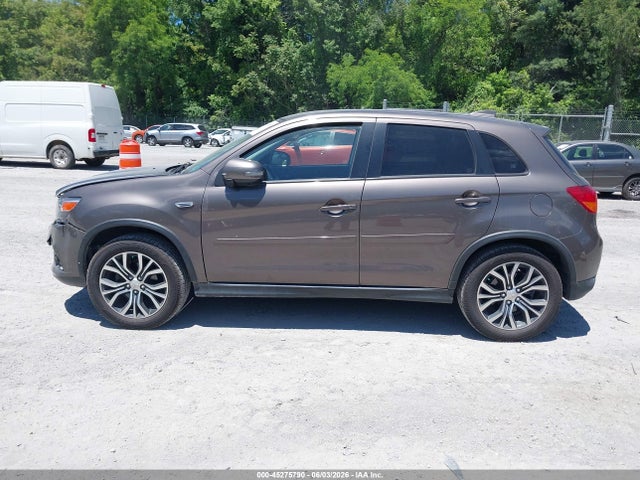 Mitsubishi Outlander 2.0 Le