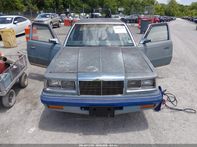 Chrysler Lebaron