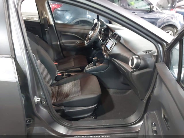 Nissan Versa 1.6 S
