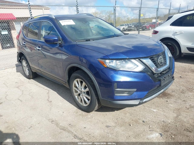 Salvage Nissan Rogue Image