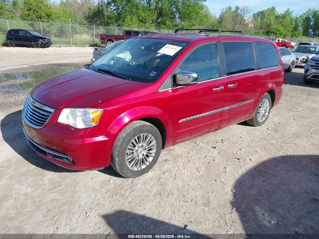 Chrysler Town & Country Touring-l