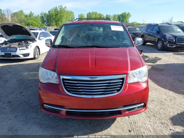 Chrysler Town & Country Touring-l