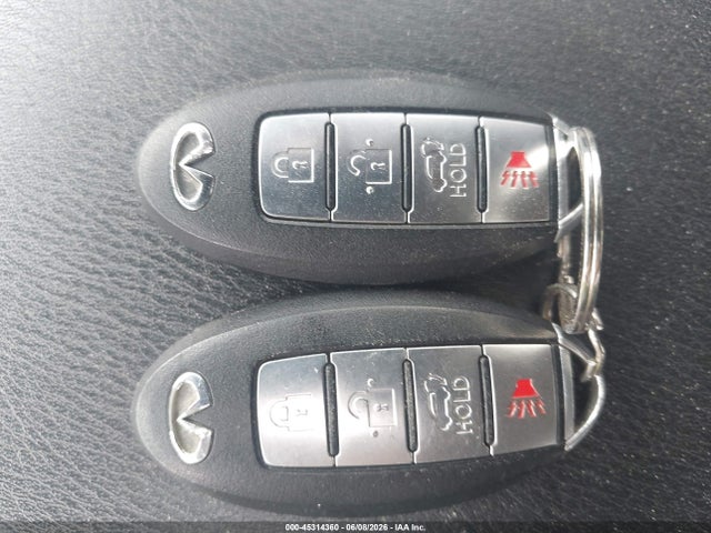 INFINITI Qx