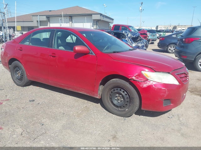 Salvage Toyota Camry Image