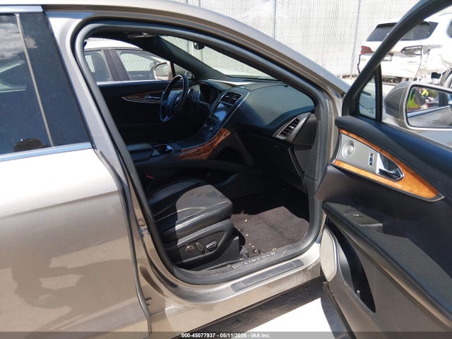 Lincoln MKX Reserve