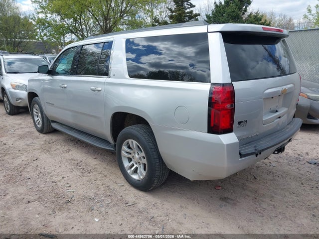 Chevrolet Suburban Lt