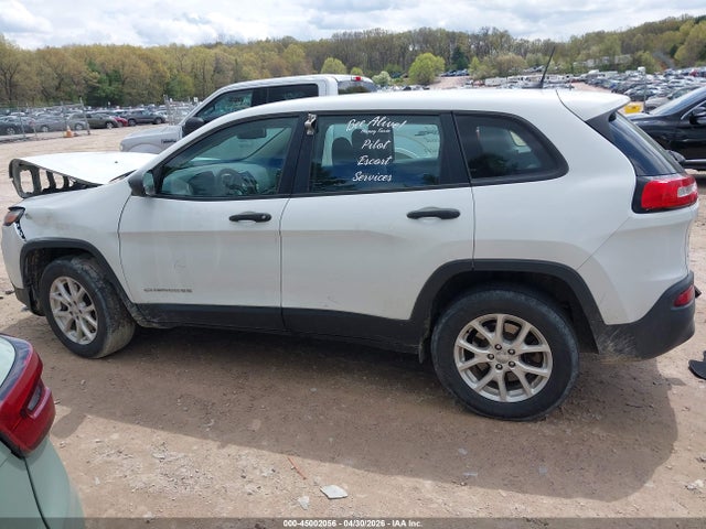Jeep Cherokee Sport