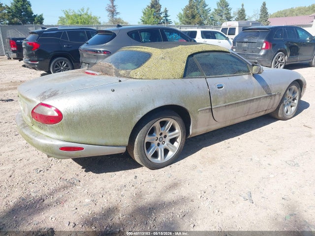 Jaguar Xk8