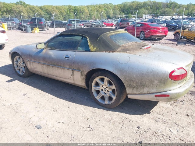 Jaguar Xk8