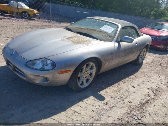 Jaguar Xk8