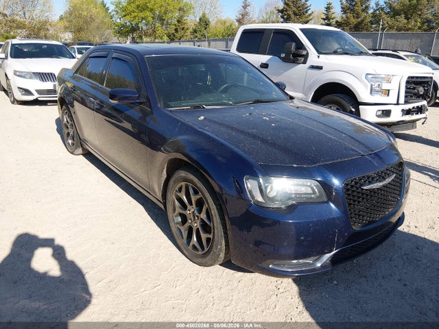 Salvage Chrysler 300 Image